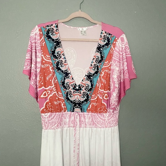 Venus Maxi Dress - Picture 7 of 7